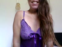 I am very warm, in lack of tenderness and pleasure, I want to share intense and naughty moments with you.