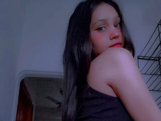 beautiful cam girl AmairaSingh