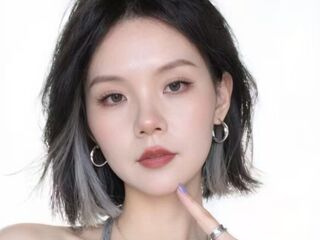 naked girl with live cam GuanshiSun