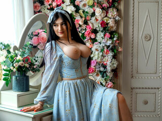 live webcam performer KamillaRey