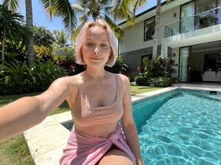 naked cam girl masturbating with sextoy NancyKarsten