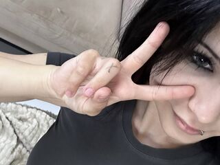 masturbating webcam girl RittaMyers
