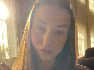 babe cam TristaCarmody