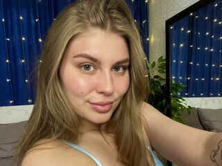 hot naked camgirl MilaOlivers