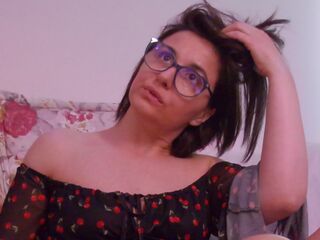 camgirl live SophieLou