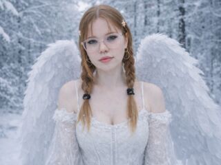 girl showing tits TinaCandle