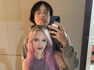 couple topless chat PaulLili