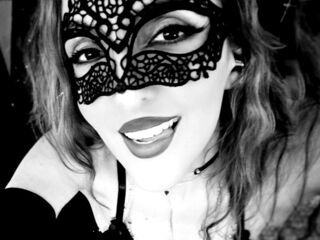 girl slave webcam EmpressXia