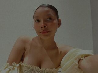 leather webcam ThianaGrace