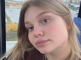 camslut topless AdeleBaile