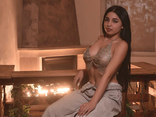 webcam girl AishaObsession