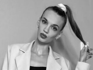 adult cam chat room AlexaSunchez