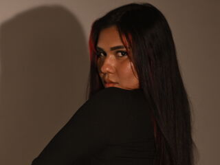 girl naked AlizLatifa