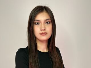 naughty camgirl AmityBiddy