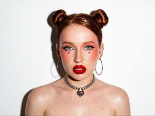 naked camgirl photo BellaMesmer