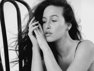 live strip tease show BettyLarson