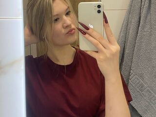 naked girl with cam masturbating Bloryjon