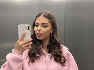 cam girl spreading pussy CarlTomkus