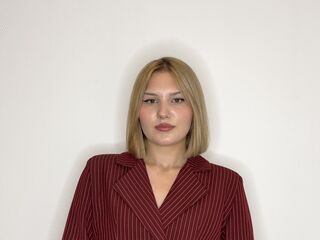 girl nude CatrinaKennelty