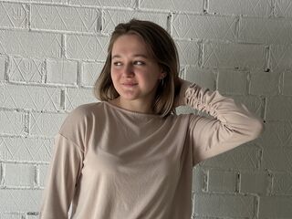 camwhore live ChristiaBenoy