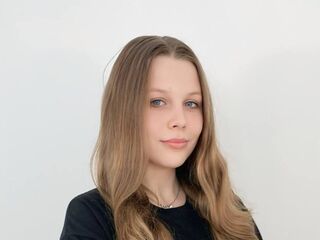 anal webcam sex ChristianeSivie