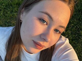 cam slut chat room CindyGrzesik