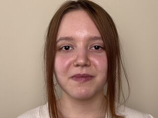 girl fingering shaved pussy CleoLibrith