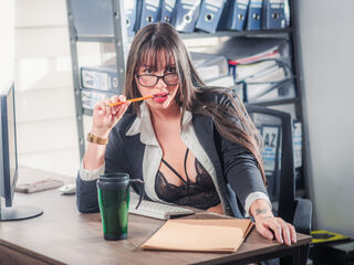 sexy cam girl picture CloeVergara