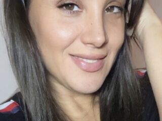 shaved pussy cam ConejitaLola