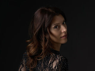 fingering CorinaDaniela