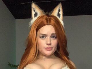 closeup web cam DaniellaBang