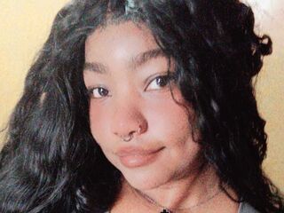 free adultcam DannaMirror