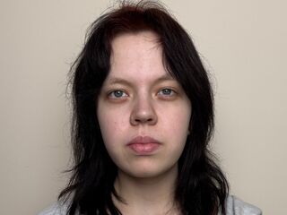 camgirl shaving pussy DawnaSandra