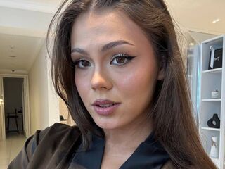 naughty camwhore DemetriceTaneja