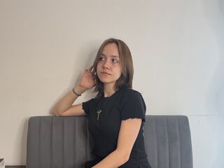 nude DevonaBranecki