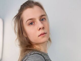 camgirl fingering wet pussy DonnettaLorino