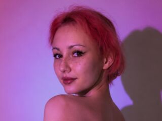webcamgirl chatroom ElanaHelfert