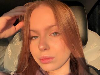 webcam babe chat room ElizaBless