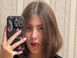 naked cam girl EllieLenon