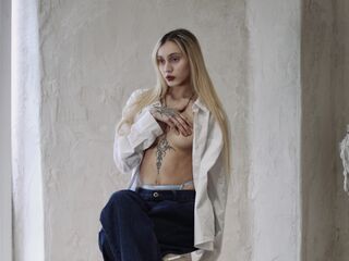 girl webcam EllieXeno