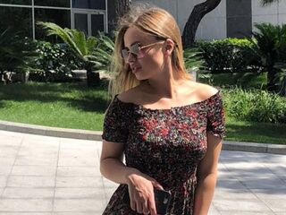 babecam EmileeBeyale