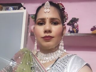 camwhore spreading pussy EmiliaDiva