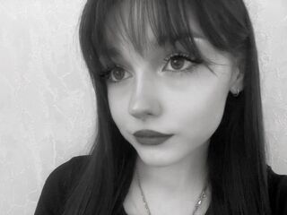 free webcam chat EvelynnCaillouet