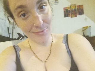 masturbating girl FionaAnoif