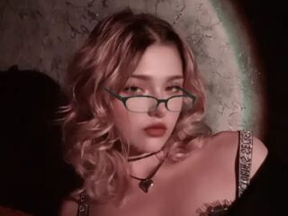girl cam naked GlynisLathon
