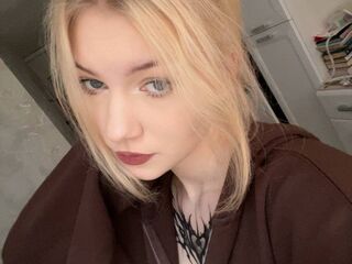 camgirl showing tits HellenHornny