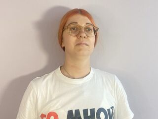 camgirl showing pussy IleneHemmert