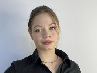 naughty camgirl JanuaryBuswell