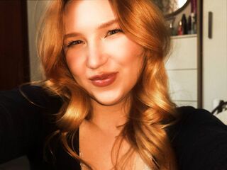 hot live girl JenetteFolson