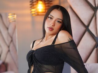 webcam babe chatroom KaisaCurt